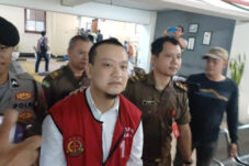 Sidang Perdana Ivan Sugiamto, Terdakwa Pemaksaan Siswa Sujud dan Menggonggong