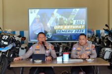 Polda Jatim Catat Penurunan Kejahatan dan Kecelakaan Selama Operasi Ketupat Semeru 2025 9 833d92e8 a480 47b2 a168 478303b94a61