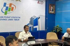 Listrik Naik Drastis, Inflasi Jawa Timur Tembus 1,44 Persen pada Maret 2025 9 8f2f4ad4 e44b 443b 817d 28b60abb0e12